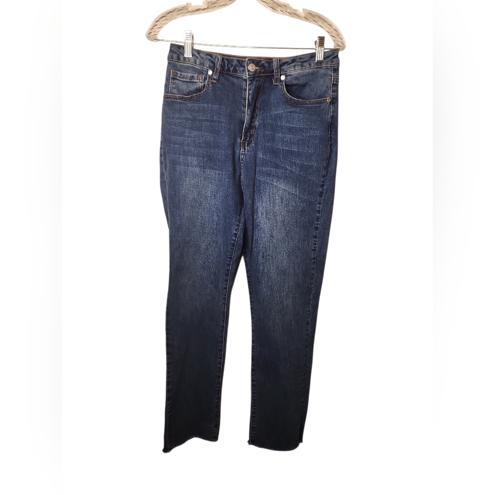 Forever 21 Women's Light Distressed Hem High-Rise Blue Denim Jeans Size 29
